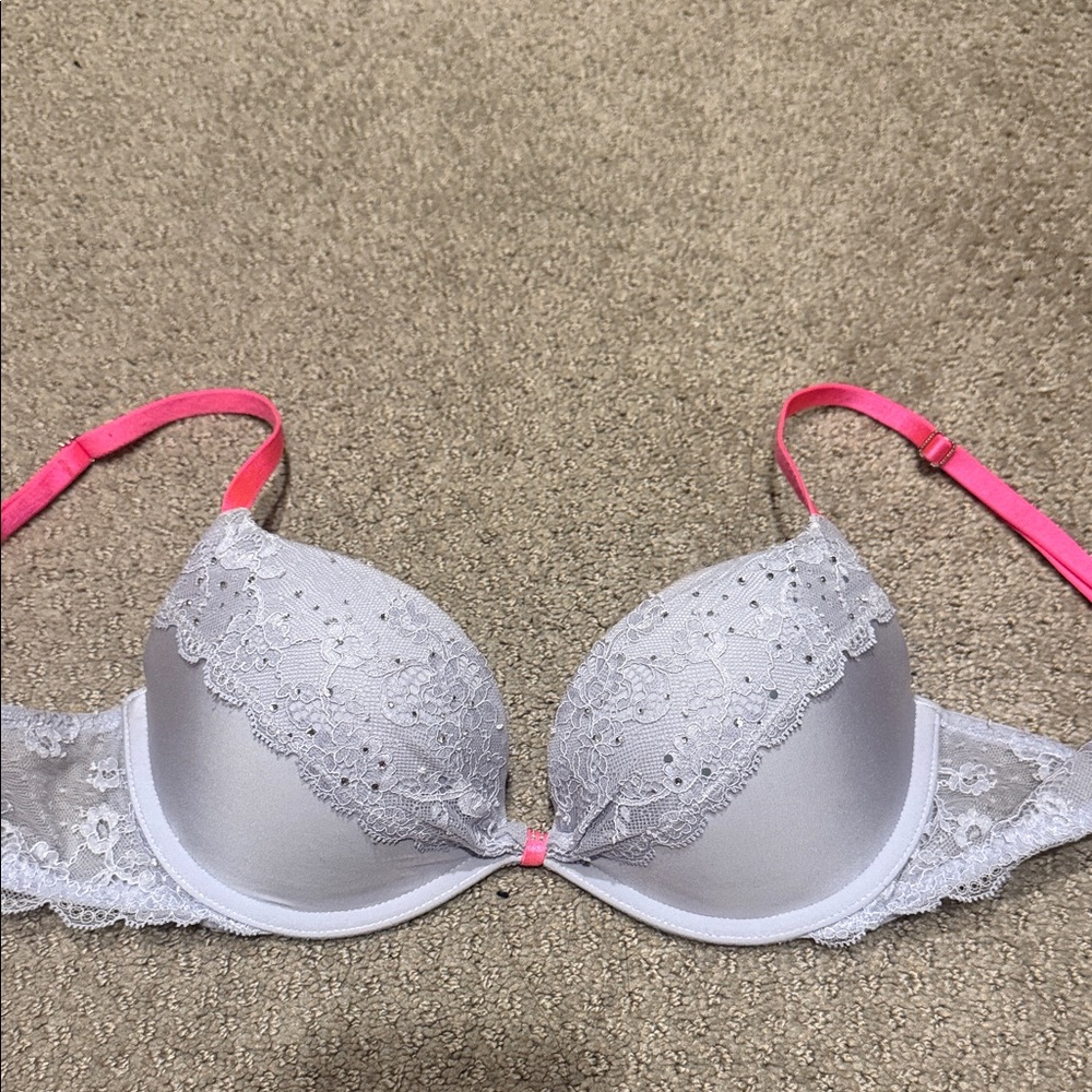 Victoria's Secret Lace Bra - Purple and Pink